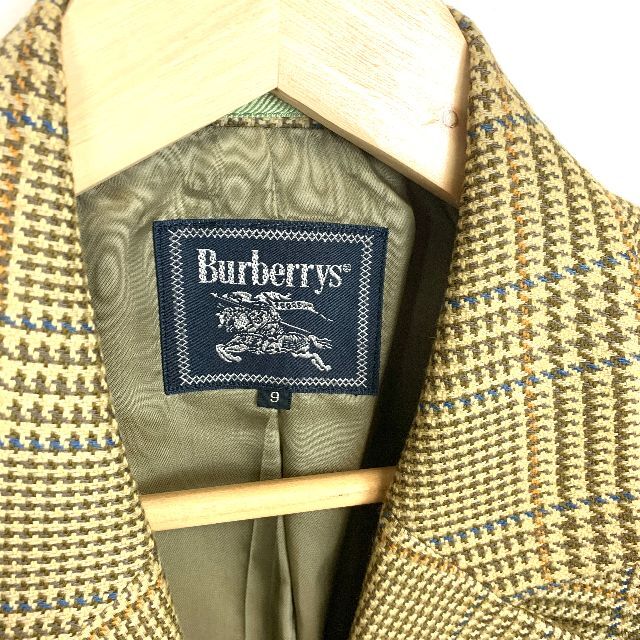 BURBERRY(バーバリー)の極美品　BURBERRY バーバリー　スカート　セットアップ レディースのフォーマル/ドレス(スーツ)の商品写真