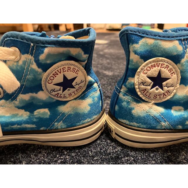 CONVERSE(コンバース)のコンバース　ハイカット　17cm 空　雲 キッズ/ベビー/マタニティのキッズ靴/シューズ(15cm~)(スニーカー)の商品写真