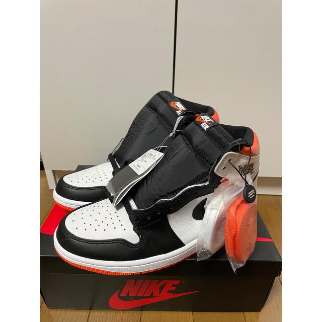 NIKE AIR JORDAN1 RETRO HIGH OG エレクトロオレンジ