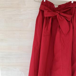 【美品】レディース フレアスカート ロングスカート 赤 お洒落(ロングスカート)