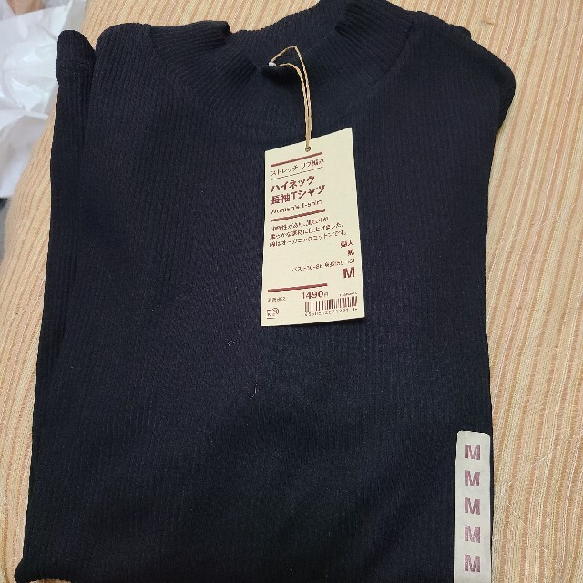 MUJI (無印良品)(ムジルシリョウヒン)の無印良品 M黒ハイネック長袖Tシャツ 未使用 レディースのトップス(Tシャツ(長袖/七分))の商品写真