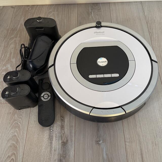 iRobot(アイロボット)のルンバ760 ジャンク（iRobot） スマホ/家電/カメラの生活家電(掃除機)の商品写真