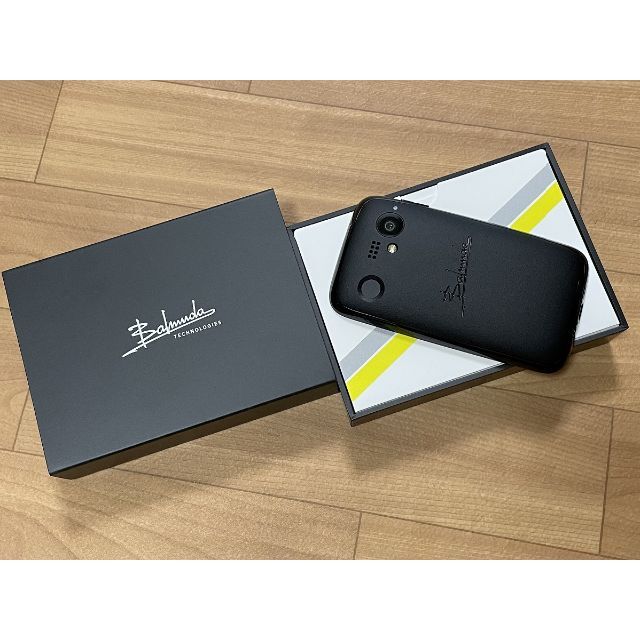 解除済みメーカー保証新品 BALMUDA Phone 4.9インチ/8コア/6GB/128GB ①