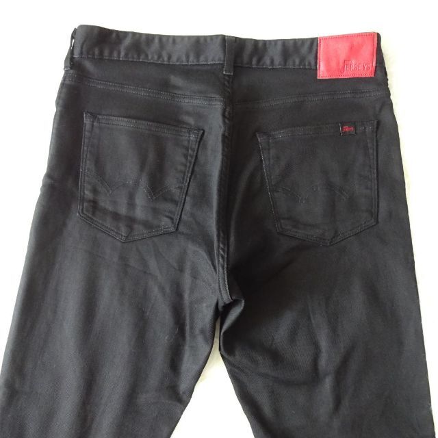 EDWIN(エドウィン)のエドウィン　ER03　ジャージーズ レギュラーストレート デニムパンツ　黒　XL メンズのパンツ(デニム/ジーンズ)の商品写真