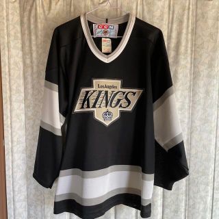 CCM製　90’s NHL ロサンゼルスキングス ユニホーム 黒　ホッケーシャツ希少なCCM製のアイテムです