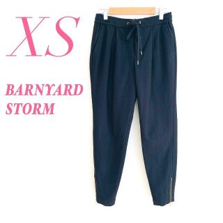 バンヤードストーム(BARNYARDSTORM)のBARNYARDSTORMバンヤードストーム テーパードパンツ タック ウエスト(カジュアルパンツ)