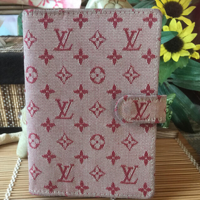 LOUIS VUITTON(ルイヴィトン)の美品 年内格安ルイヴィトン手帳 レディースのファッション小物(その他)の商品写真