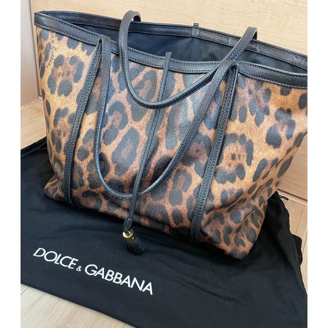 DOLCE&GABBANA - DOLCE&GABBANAレオパード柄トートバッグの通販 by に