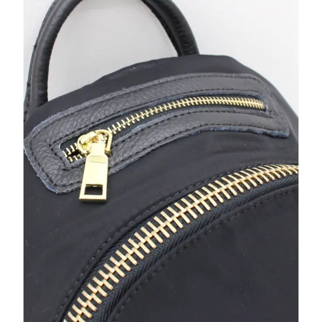 ZARA(ザラ)の新品未使用品　SETTIMISSIMO 本革×ナイロンリュック レディースのバッグ(リュック/バックパック)の商品写真