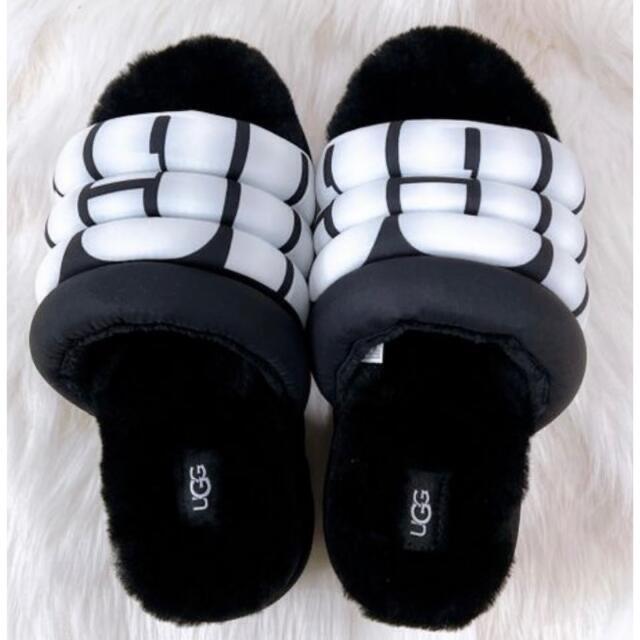 UGG サンダル MAXI SLIDE LOGO マキシ スライド ロゴ