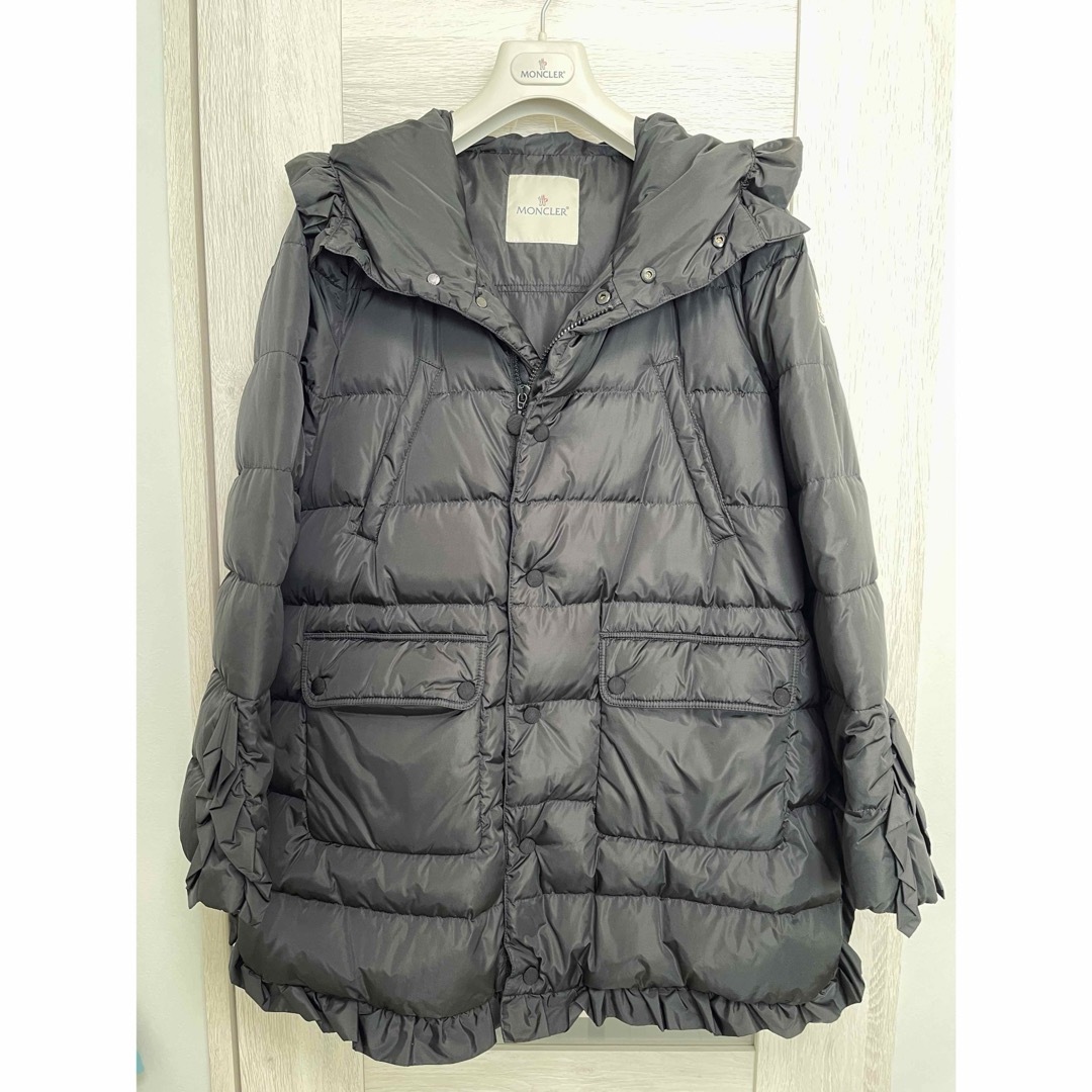 MONCLER - □最終値下げ□MONCLER ダウンコート□即完売sacai Handel
