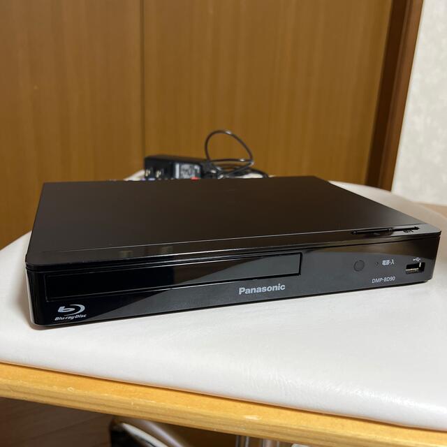 Panasonic(パナソニック)のパナソニックブルーレイポータブル　DMP-BD90 スマホ/家電/カメラのテレビ/映像機器(ブルーレイプレイヤー)の商品写真