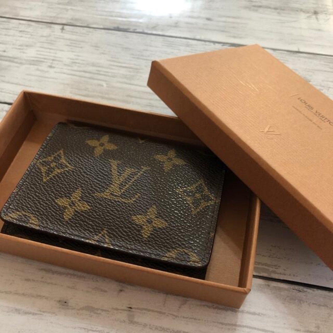 LOUIS VUITTON　ルイヴィトン　モノグラム　カードケース　CA0999