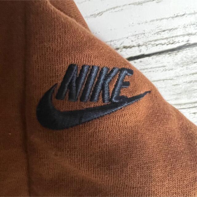 【新品タグ付き】NIKE ロゴ満載 刺繍 希少カラー 即完売 入手困難 パーカー