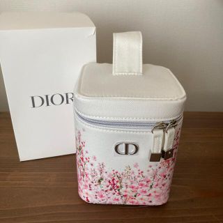 ディオール(Dior)の新品☆ディオールノベルティ　バニティポーチ(ノベルティグッズ)