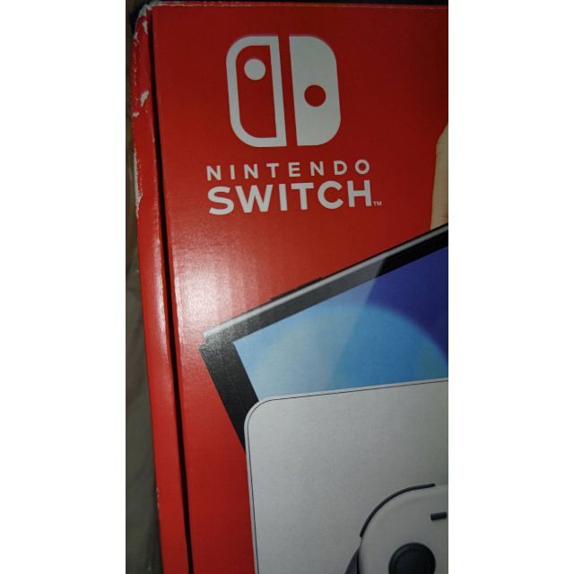 Nintendo Switch(ニンテンドースイッチ)の新品 未使用　Nintendo Switch 本体　有機ELモデル　ホワイト エンタメ/ホビーのゲームソフト/ゲーム機本体(家庭用ゲーム機本体)の商品写真