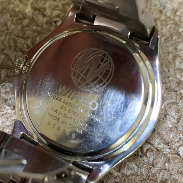 SEIKO(セイコー)のSEIKO WIRED青文字盤 ソーラー メンズ メンズの時計(腕時計(アナログ))の商品写真