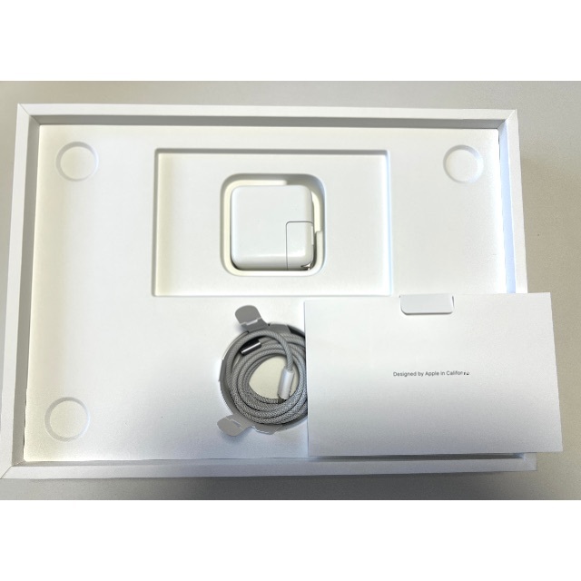 Apple(アップル)の2022 mac book air m2 本体・ハ-ドカバー付　新品同様 スマホ/家電/カメラのPC/タブレット(ノートPC)の商品写真