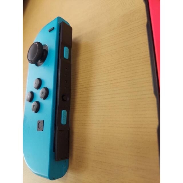 Nintendo Switch(ニンテンドースイッチ)のNintendo Switchジョイコン エンタメ/ホビーのゲームソフト/ゲーム機本体(家庭用ゲーム機本体)の商品写真