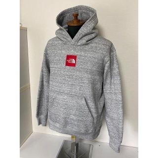 ザノースフェイス(THE NORTH FACE)のノースフェイス/パーカー/グレー/直営店/プルオーバー/ボックスロゴ/限定/赤(パーカー)