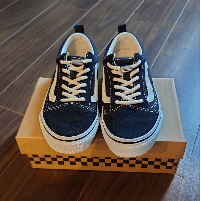 VANS(ヴァンズ)のy-様専用 キッズ/ベビー/マタニティのキッズ靴/シューズ(15cm~)(スニーカー)の商品写真