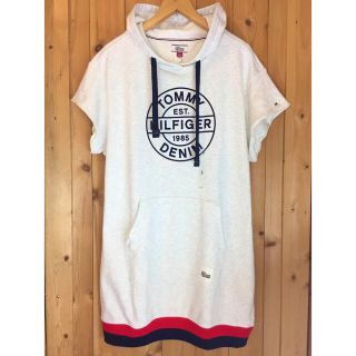 トミーヒルフィガー(TOMMY HILFIGER)のUS限定モデル！ゆるふわリラックス♡フード付き/ワンピース【S】トミー/パーカー(パーカー)