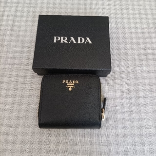 PRADA - 特価❥さいふ✿プラダ　二つ折り財布✿小銭入れ　黒