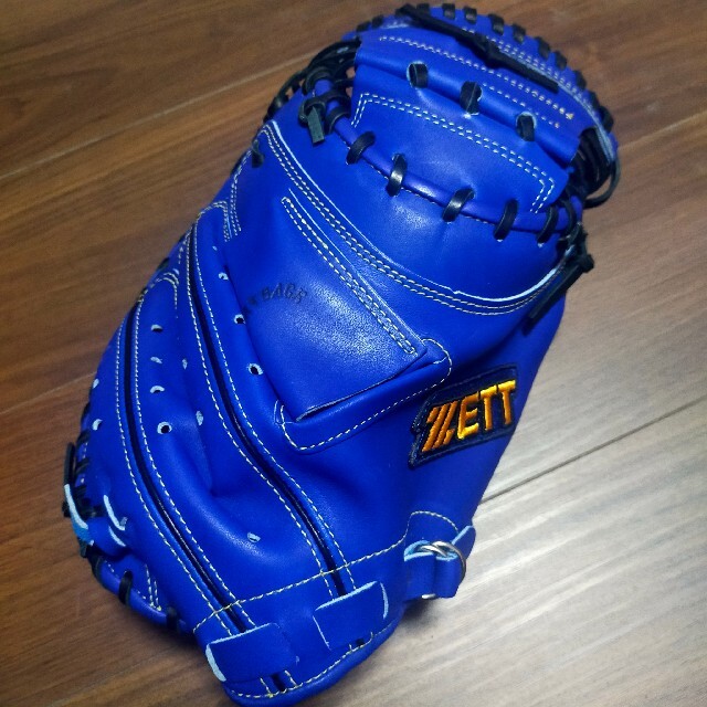 ZETT(ゼット)のZETTキャッチャーミット（古田モデル） スポーツ/アウトドアの野球(グローブ)の商品写真