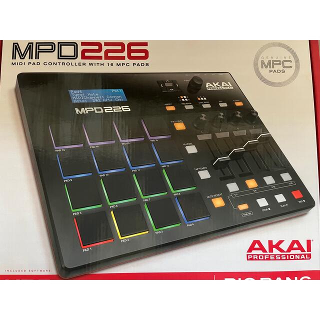 AKAI ( アカイ )  MPD226 MIDIパッドコントローラー 楽器のDTM/DAW(MIDIコントローラー)の商品写真