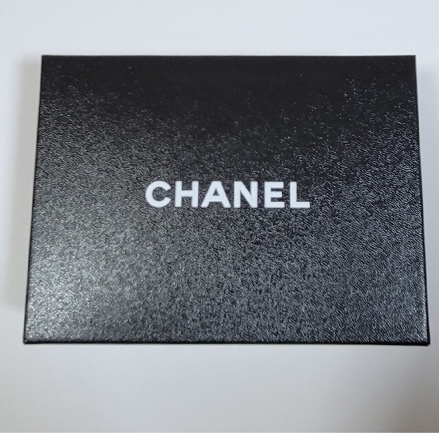 CHANEL(シャネル)のシャネル　マトラッセ　ミニ　ポーチ　キャビアスキン レディースのファッション小物(ポーチ)の商品写真