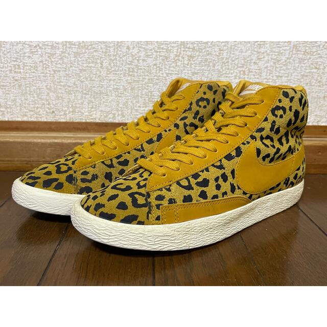 NIKE(ナイキ)のNIKE WMNS BLAZER MID PRINT"LEOPARD "24.0 レディースの靴/シューズ(スニーカー)の商品写真