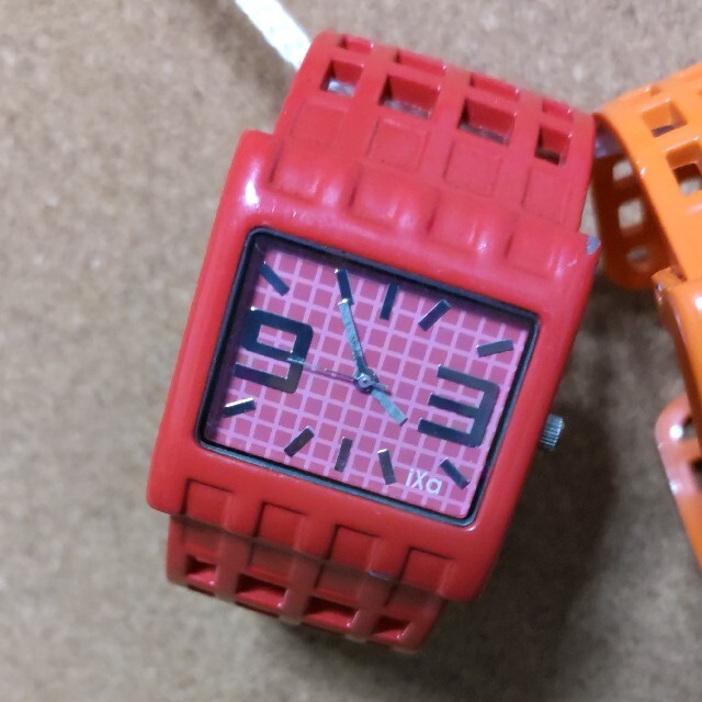 【レッド】J-AXIS レディースのファッション小物(腕時計)の商品写真