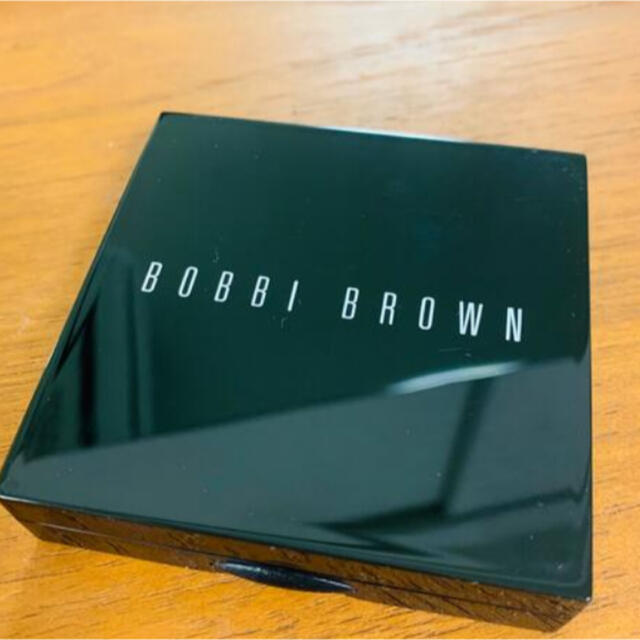 BOBBI BROWN(ボビイブラウン)のボビーブラウン　チーク　ピンクグロー コスメ/美容のベースメイク/化粧品(フェイスパウダー)の商品写真