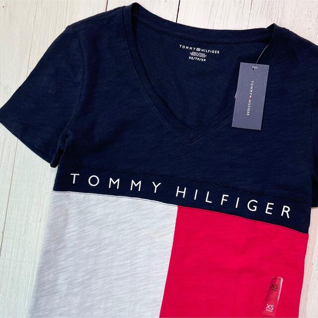 TOMMY HILFIGER(トミーヒルフィガー)の【SALE】US限定モデル！レア！人気フラッグ/半袖Tシャツ【XS】紺/トミー レディースのトップス(Tシャツ(半袖/袖なし))の商品写真