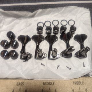 gotoh ゴトー　5弦ベースペグ　ノブ5個セット。(パーツ)