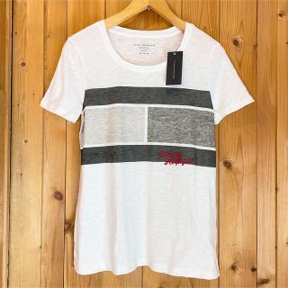 トミーヒルフィガー(TOMMY HILFIGER)の【SALE】限定1枚！モノトーンフラッグ/半袖Tシャツ/US限定【XS】トミー(Tシャツ(半袖/袖なし))