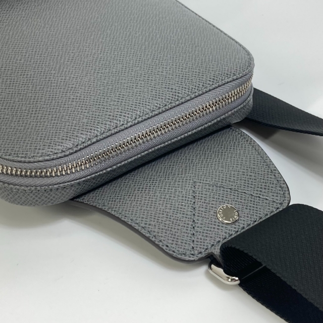LOUIS VUITTON - ルイヴィトン LOUIS VUITTON アヴェニュー LOUIS VUITTON - ルイヴィトン LOUIS VUITTON アヴェニュー