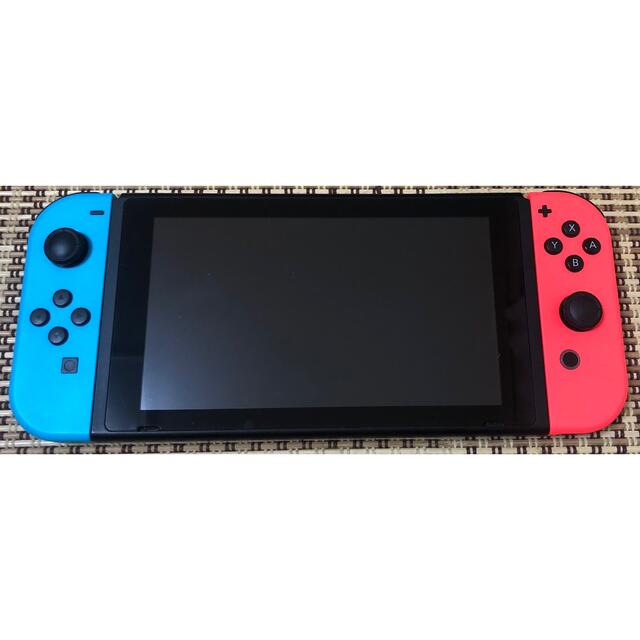 Nintendo Switch(ニンテンドースイッチ)のNintendo Switch(旧式)本体＋ジョイコンのみ 動作品 エンタメ/ホビーのゲームソフト/ゲーム機本体(携帯用ゲーム機本体)の商品写真