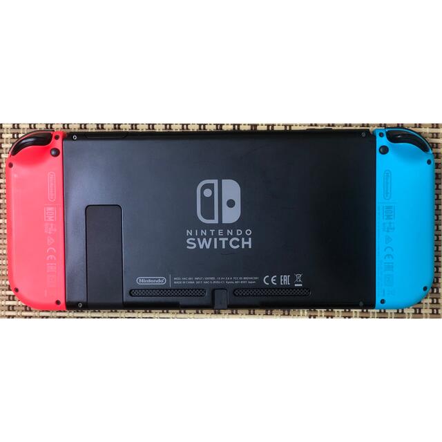 Nintendo Switch(ニンテンドースイッチ)のNintendo Switch(旧式)本体＋ジョイコンのみ 動作品 エンタメ/ホビーのゲームソフト/ゲーム機本体(携帯用ゲーム機本体)の商品写真