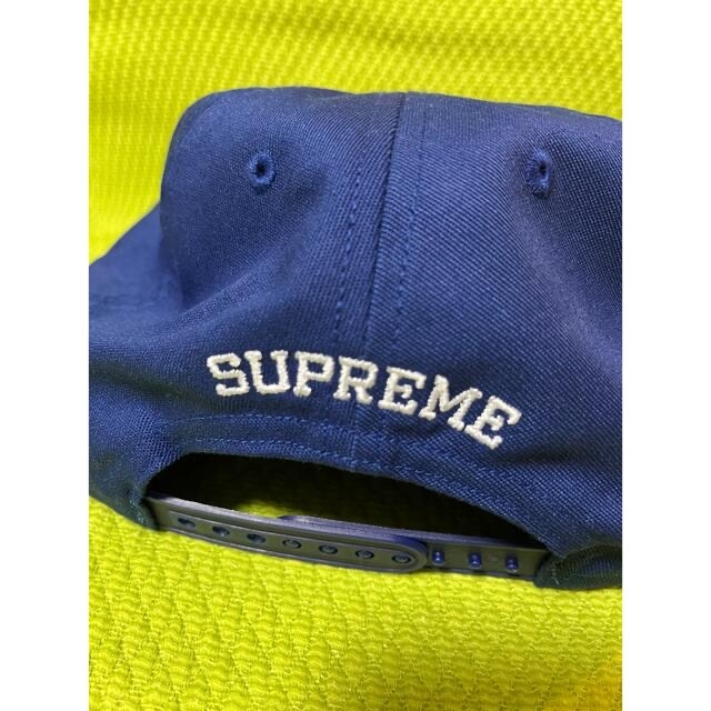 Supreme(シュプリーム)のぽんた様専用　シュプリーム　フューチュラ　KAWS キャップ2点セット メンズの帽子(キャップ)の商品写真