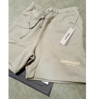 フィアオブゴッド(FEAR OF GOD)のフィアオブゴッド Essentials エッセンシャルズ ハーフパンツ M(その他)