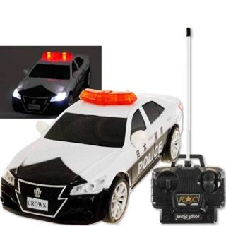 RC ラジコンパトカー トヨタ クラウンパトカー パトライト サイレン付き 新品(トイラジコン)