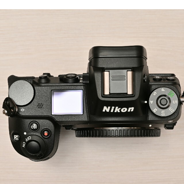 Nikon(ニコン)の【美品・残保証あり】Nikon Z6の スマホ/家電/カメラのカメラ(ミラーレス一眼)の商品写真