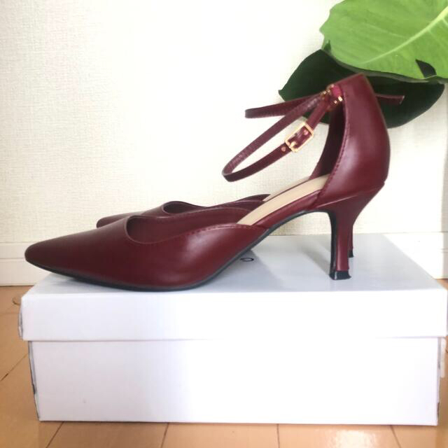 GRL(グレイル)の GRL ストラップ  パンプス  ボルドー 赤 24cm 【箱付き】 レディースの靴/シューズ(ハイヒール/パンプス)の商品写真