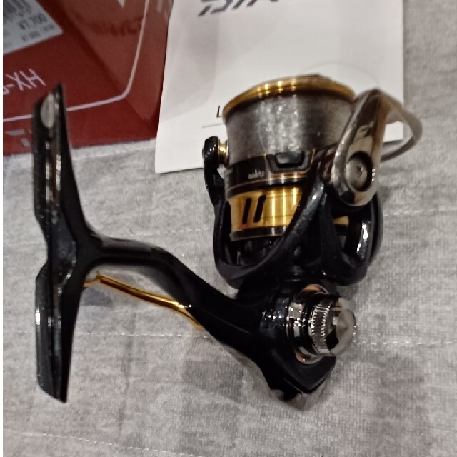 DAIWA(ダイワ)のレガリスLT 2000S_XH　ボールベアリング装着済み スポーツ/アウトドアのフィッシング(リール)の商品写真