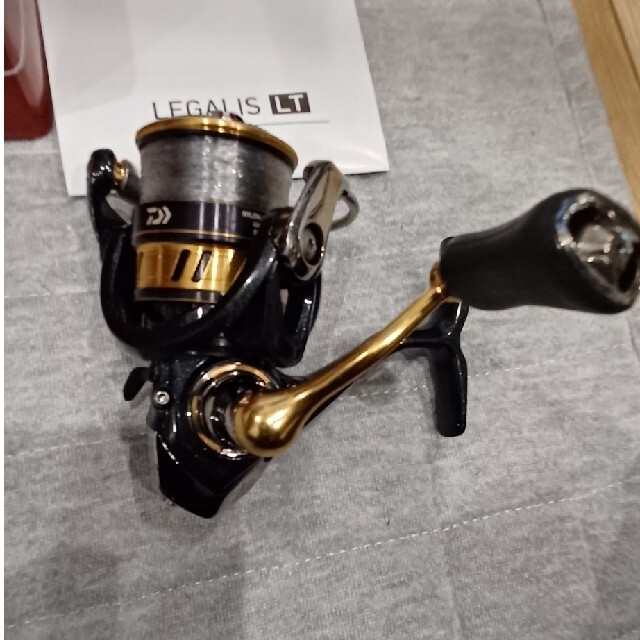 DAIWA(ダイワ)のレガリスLT 2000S_XH　ボールベアリング装着済み スポーツ/アウトドアのフィッシング(リール)の商品写真