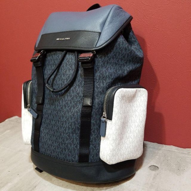 美品☆マイケルコース MICHAEL KORS 紺リュック バックパック 大容量