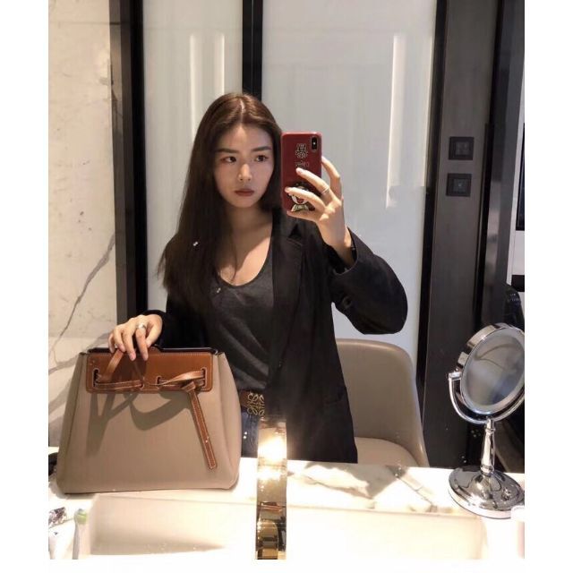 美品 LOEWE ロエベ Lazo ラゾ トートバッグ - coastalcareeracademy.com