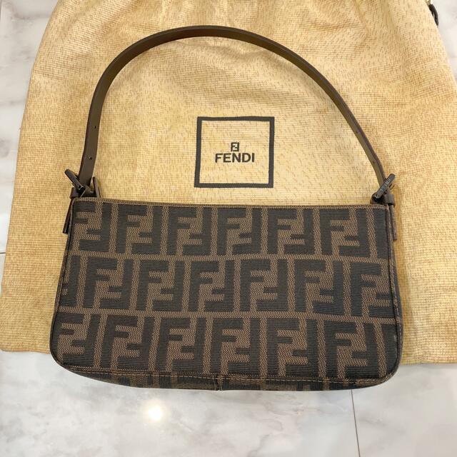 FENDI  ショルダーバッグ 美品