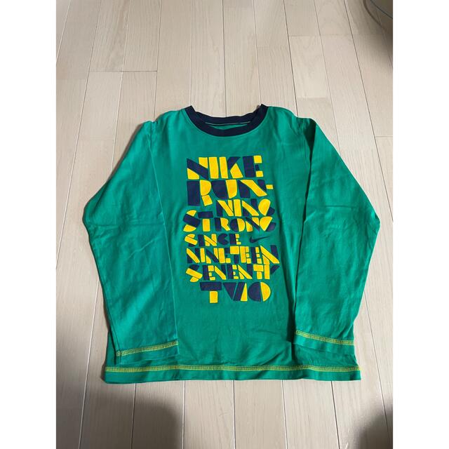 NIKE(ナイキ)のNIKE ロンT ２枚セット キッズ/ベビー/マタニティのキッズ服男の子用(90cm~)(Tシャツ/カットソー)の商品写真